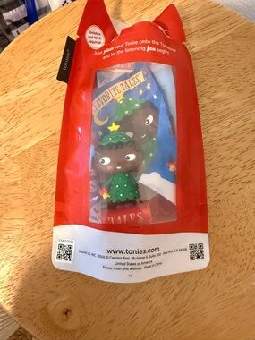 Favorite Tales Kids Audio Figurine - Red Packaging